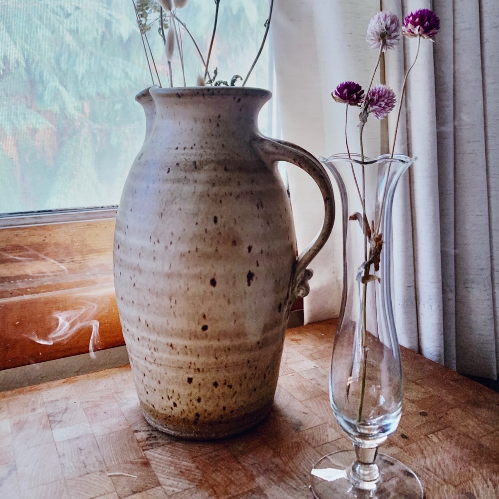 🍶SOLD🍶 via Instagram @sister_alabaster